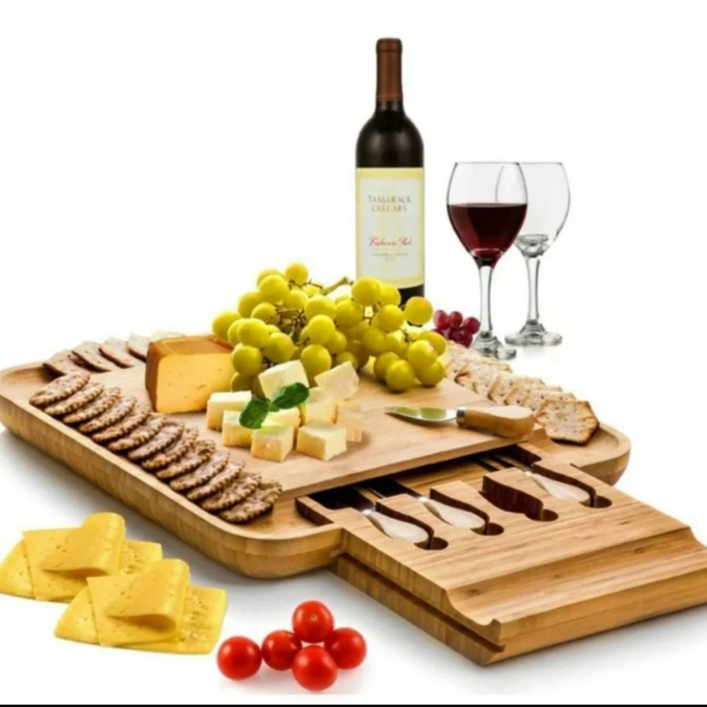 Bambussi Cheese Board Set with serving utensils NEW